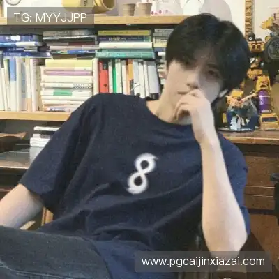 骆铖柳